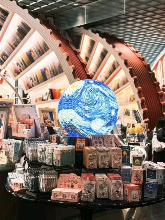 Magnificent Bookstore at Oh-Bay in shenzhen 🇨🇳