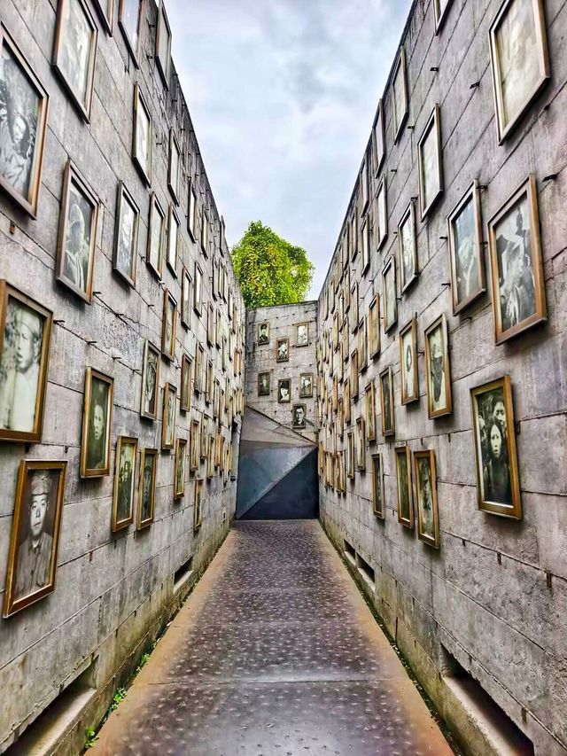 大邑縣     建川博物館聚落——不屈戰俘