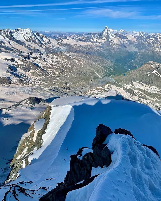 瑞士塔什山徒步——與自然親密接觸的絕美之旅