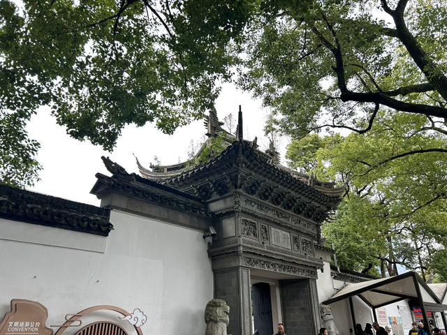上海快閃半日遊-到豫園欣賞上海風華（地鐵10號線1號出口）