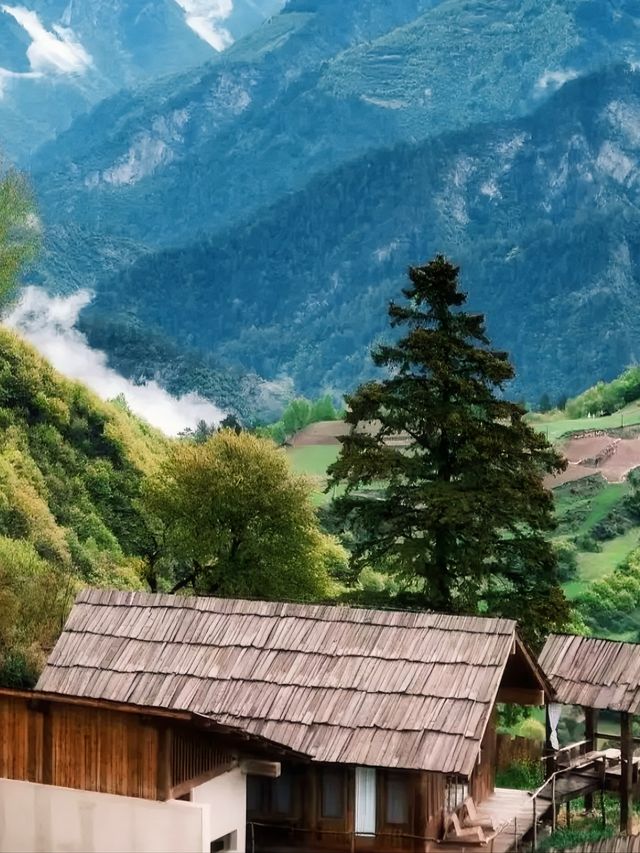 真係唔係喺瑞士！喺九寨！住入油畫裏面