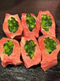 新宿必衝！這家烤肉店讓我秒變瘋狂安利怪！焼肉29テラス真的太絕了，神戶牛直接封神🥩！