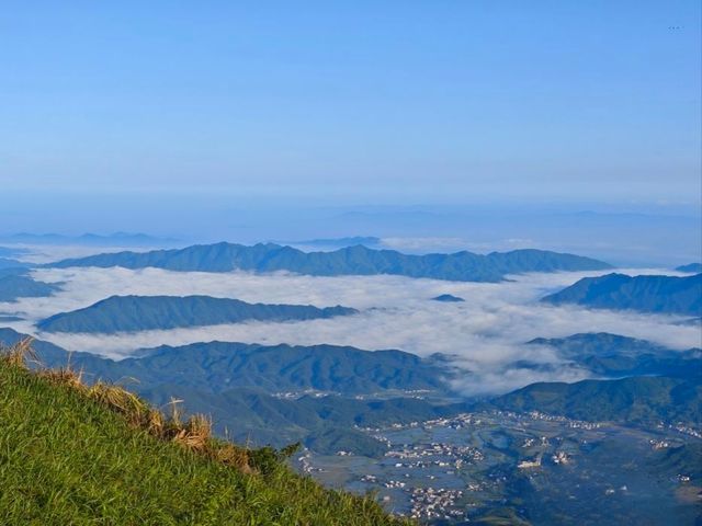 武功山：雲端草原，徒步天堂