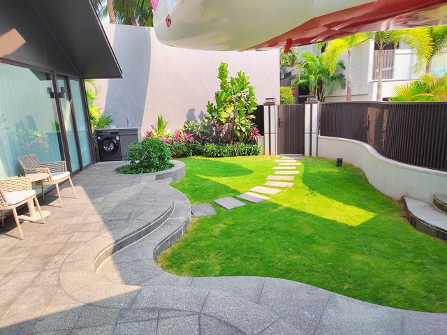 三亞竟然隱藏咗一間可以住喺飛機入面嘅寶藏酒店！