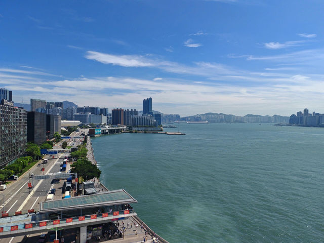 🌊香港瑰麗酒店｜在無邊泳池體驗「港式老錢生活」～