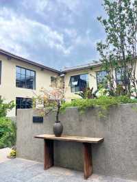 喺大理沙溪，我好似住咗入法式莊園