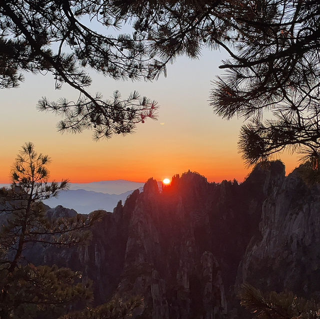 【世界遺産 黄山🏔️】山頂ホテルで1泊🏨黄山旅行