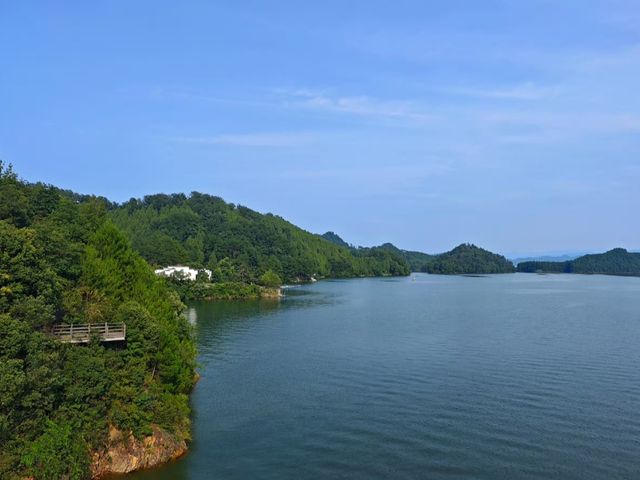 雖然忠言逆耳，但7-8月嘅千島湖真係唔建議去