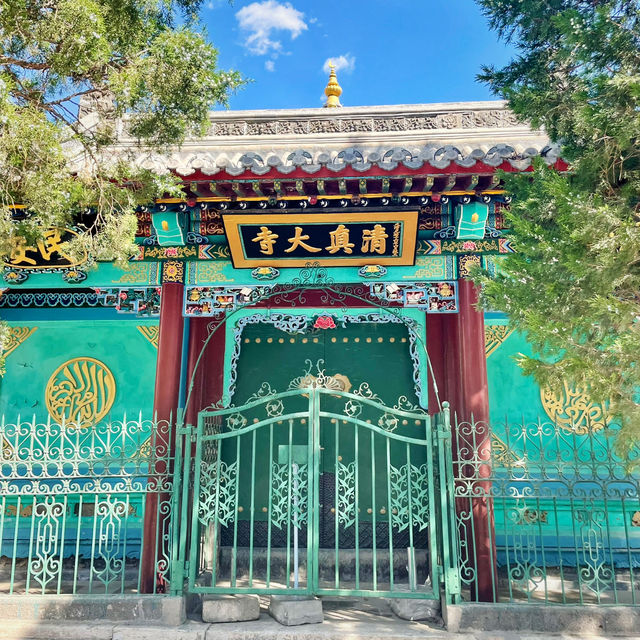 【中国 内モンゴル自治区】フフホトの中心で出会った静かな聖域、「清真大寺」🕌 【中国 内モンゴル自治区】フフホトの中心で出会った静かな聖域、「清真大寺」🕌