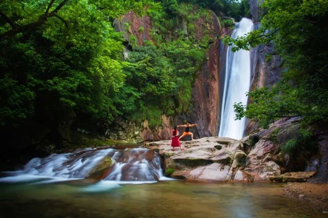 青陽2天旅遊攻略   行程亮點  · 水墨畫中的江南古鎮體驗:你將在青陽古鎮欣賞保存完好的明清古建 青陽2天旅遊攻略   行程亮點  · 水墨畫中的江南古鎮體驗:你將在青陽古鎮欣賞保存完好的明清古建