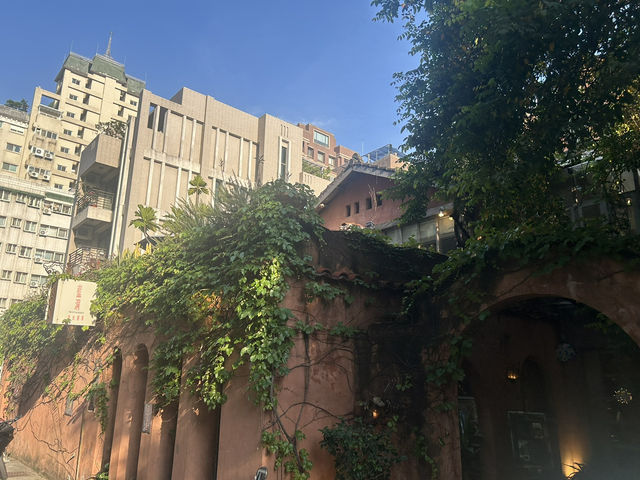 ☕ 台中輕旅行｜步行就能撿到的文青角落
