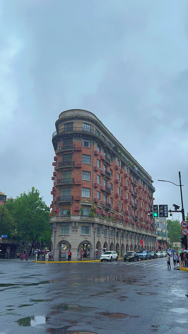 在魔都的建築史詩裡，邂逅時光的浪漫