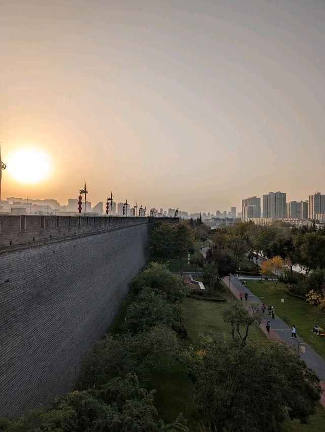 Ancient Walls, Timeless Views - A Walk Through History in Xi'an