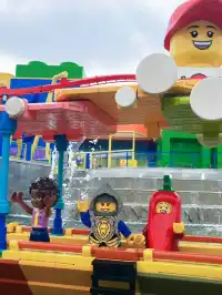 11.19樂高現狀....兩個小女生已崩潰