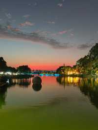 七星岩夜景打卡指南