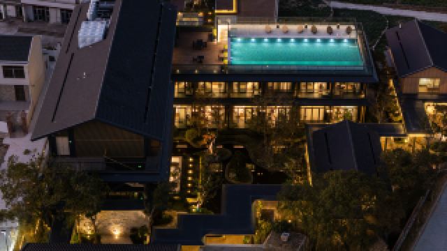 ท่ามกลางภูเขาและทะเล สัมผัสเสน่ห์แห่งราชวงศ์ซ่ง: การเดินทางเลียบชายทะเลจากที่พักบนภูเขาต้าซานกัวหยุน