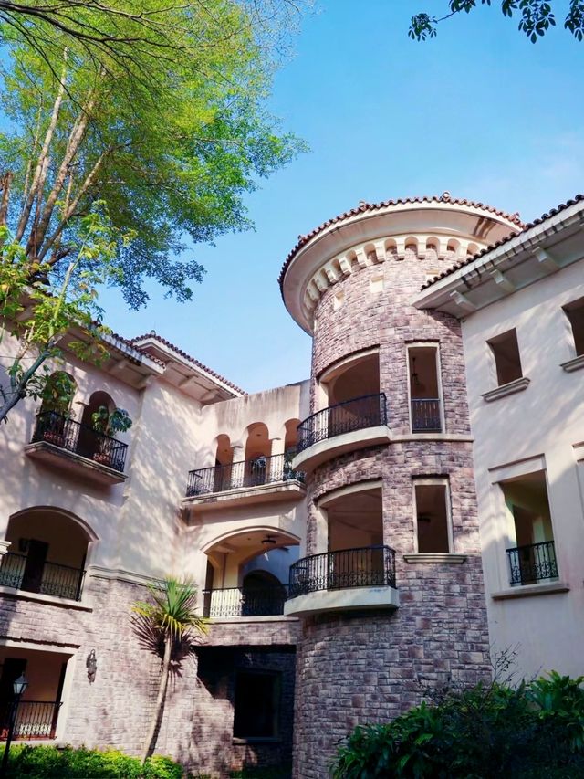 Just 1 hour from Guangzhou! A hidden Italian-style spa retreat nestled ...