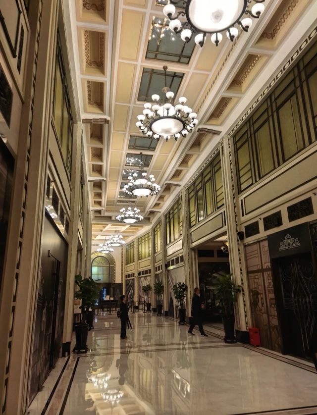 和平飯店|住進外灘百年傳奇,每一秒都是老上海的浪漫與奢華