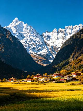 It truly deserves its title as one of China's most beautiful ancient rural towns, as rated by National Geographic.