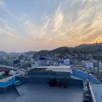 동피랑 마을이 한눈에 보이는 카페, 루미노소 💙