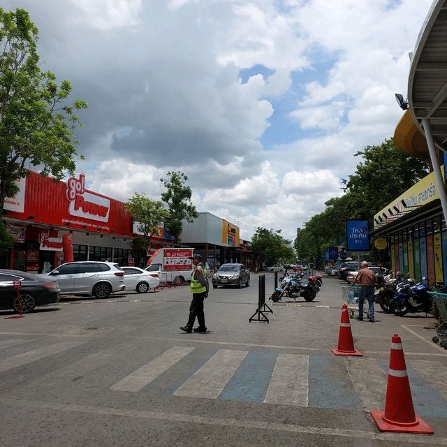 ยูดี ทาวน์ แลนด์มาร์กใจกลางเมืองอุดรธานี