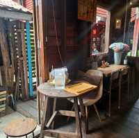ตลาดเก่าหัวตะเข้ สโลไลฟ์ไปด้วยกัน