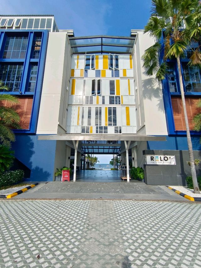 Relo' The Urban Escape ที่พักติดทะเลหัวหิน