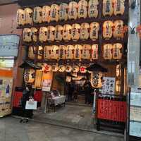 隱藏於京都最熱鬧商店街的神社