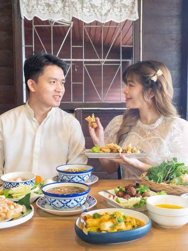 หนีแมวไป "ร้านอาหารเรือนคุณนาย" 