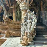 ปราสาทสัจธรรม