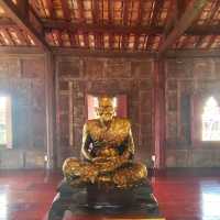 วัดใหญ่สุวรรณารามวรวิหาร
จ.เพชรบุรี ชมตำหนักเก่า
