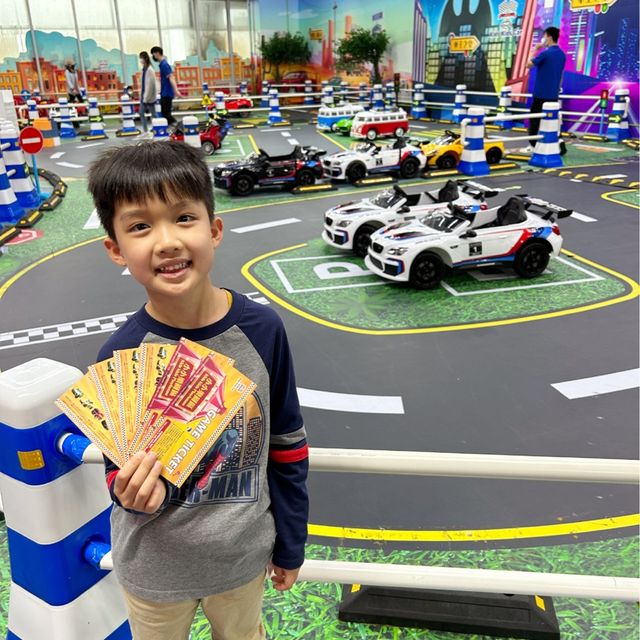 【 全港最大兒童室內車場 】 
