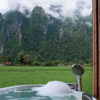 Vangvieng Angsavanh - ວັງວຽງອ່າງສະຫວັນ 