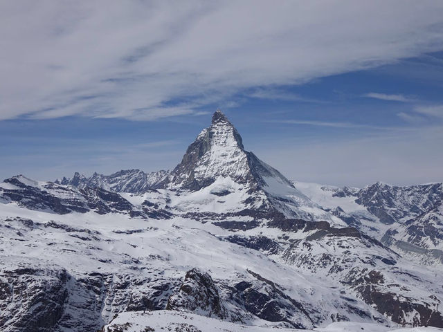 瑞士🇨🇭｜欣賞世界上最著名山峰之一的馬特洪峰🏔️ - 策馬特