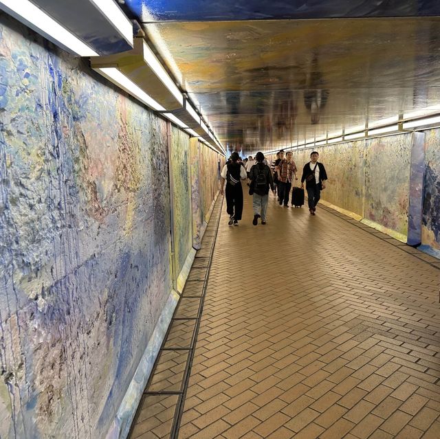 【東京】池袋の東西を繋ぐWE ROAD