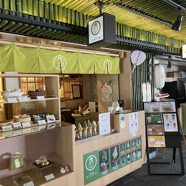 【京都府】嵐山観光の玄関口「嵐電嵐山駅」