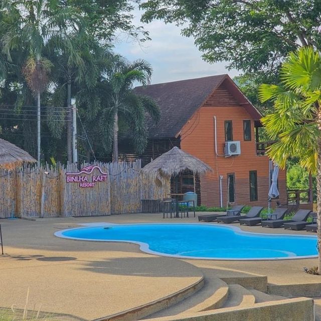 Binlha Raft Resort Kanchanaburi  Binlha Raft Resort Kanchanaburi