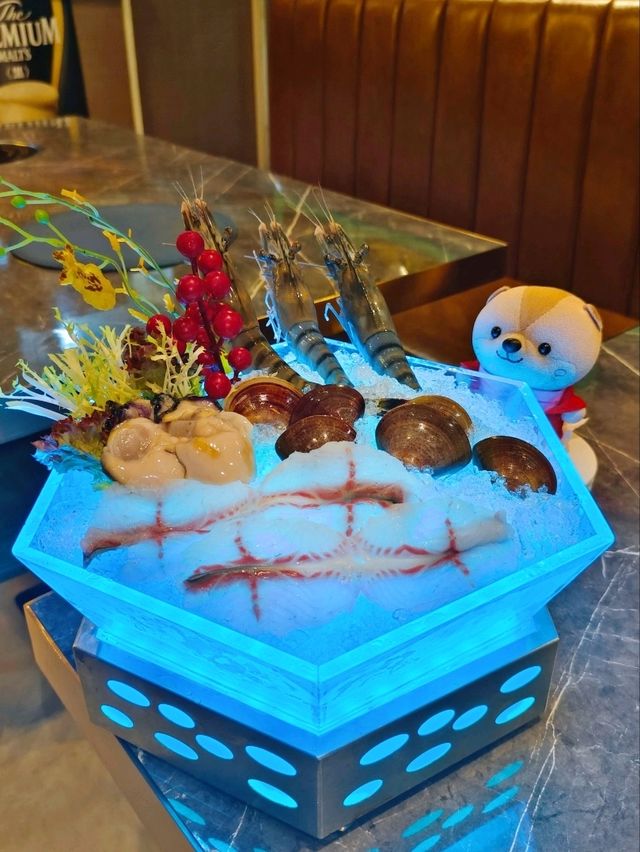平日優惠！火鍋四人套餐只需HKD$1138，人均約HKD$200多