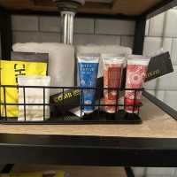 美式街頭風與現代工業風的結合！雀客旅館台北松江店！