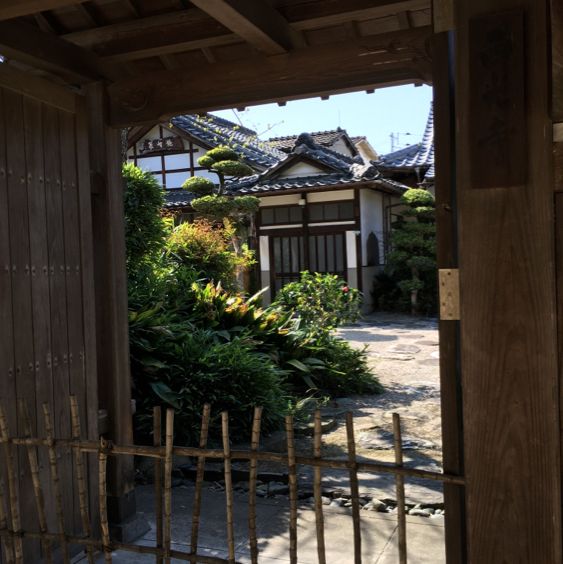 お地蔵さまの並ぶ寺【西光寺】