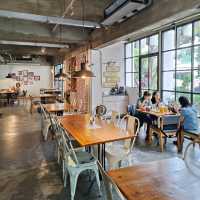 屏東暗巷美食~打舖2號店 原愛心幼兒園 滿滿的蔬食創意料理