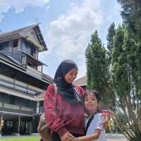 visited Istana seri Menanti 