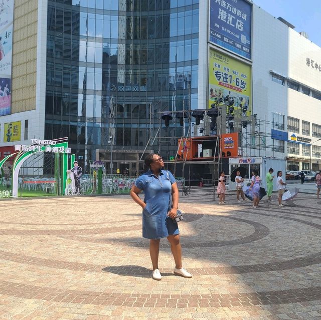 Make Friends at Friends Square
