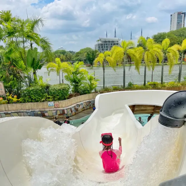 Water Slide in the City - Family’s choice 