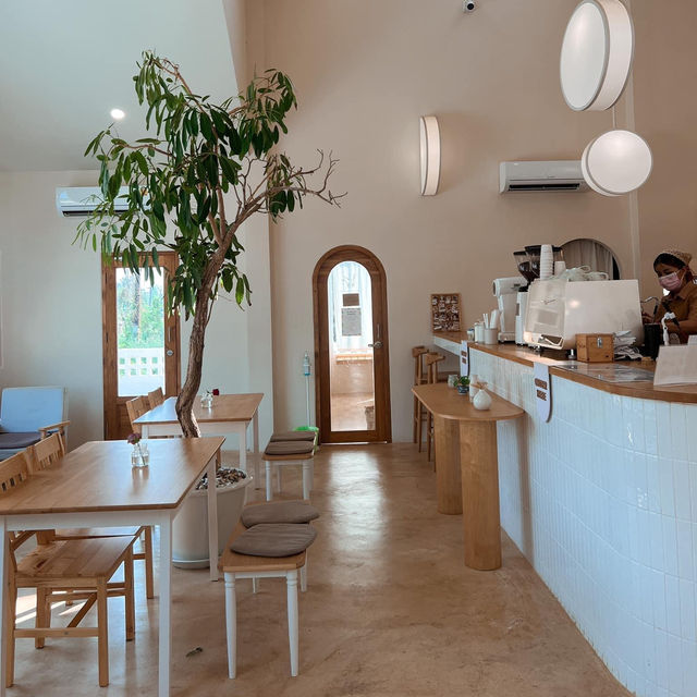 Spring day cafe