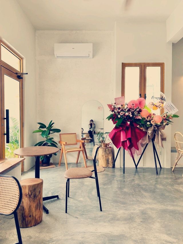 Bakeyard Cafe