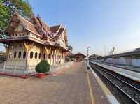 สถานีรถไฟหัวหิน Landmark ที่ไม่ควรพลาด!!!