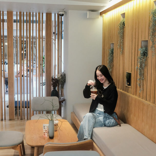 Mii Cafe ศรีนครินทร์