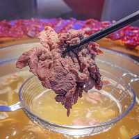 就犟牛肉火鍋