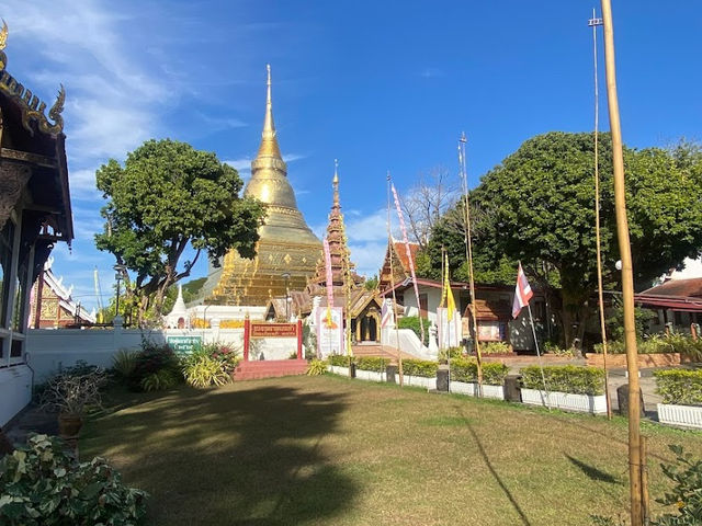 วัดพระแก้วดอนเต้าสุชาดาราม
